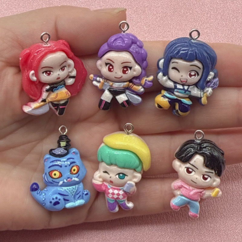 Jewelry Making Factory - 10個入り樹脂製漫画ペンダント、DIYジュエリー製作イヤリング、キーホルダーアクセサリー
