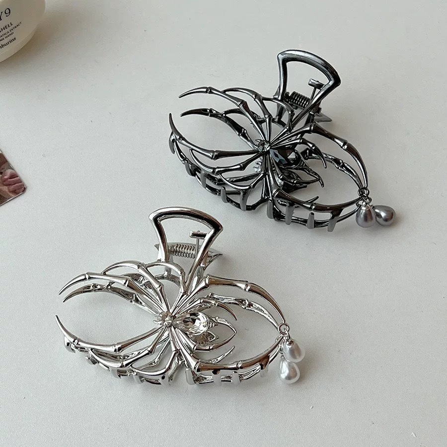 2025 ハロウィン ブラック スパイダー ヘア爪クリップ  - Jewelry Making For Adults のレビューと価格