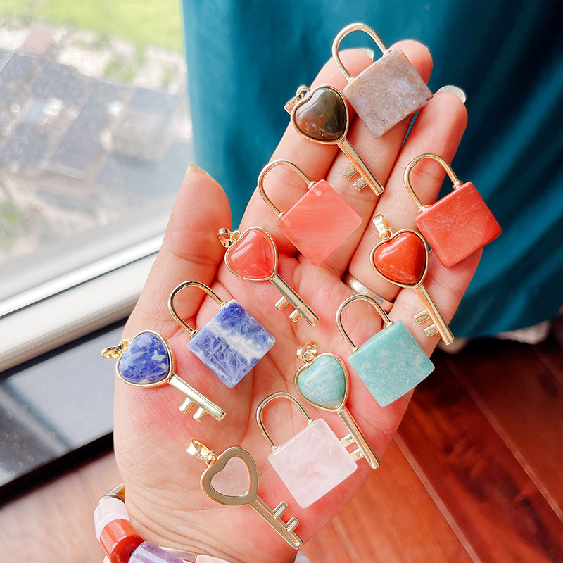 天然半貴石ハートロックキーチャームペンダントセット、アマゾナ - Jewelry Making For Couples のレビューと価格
