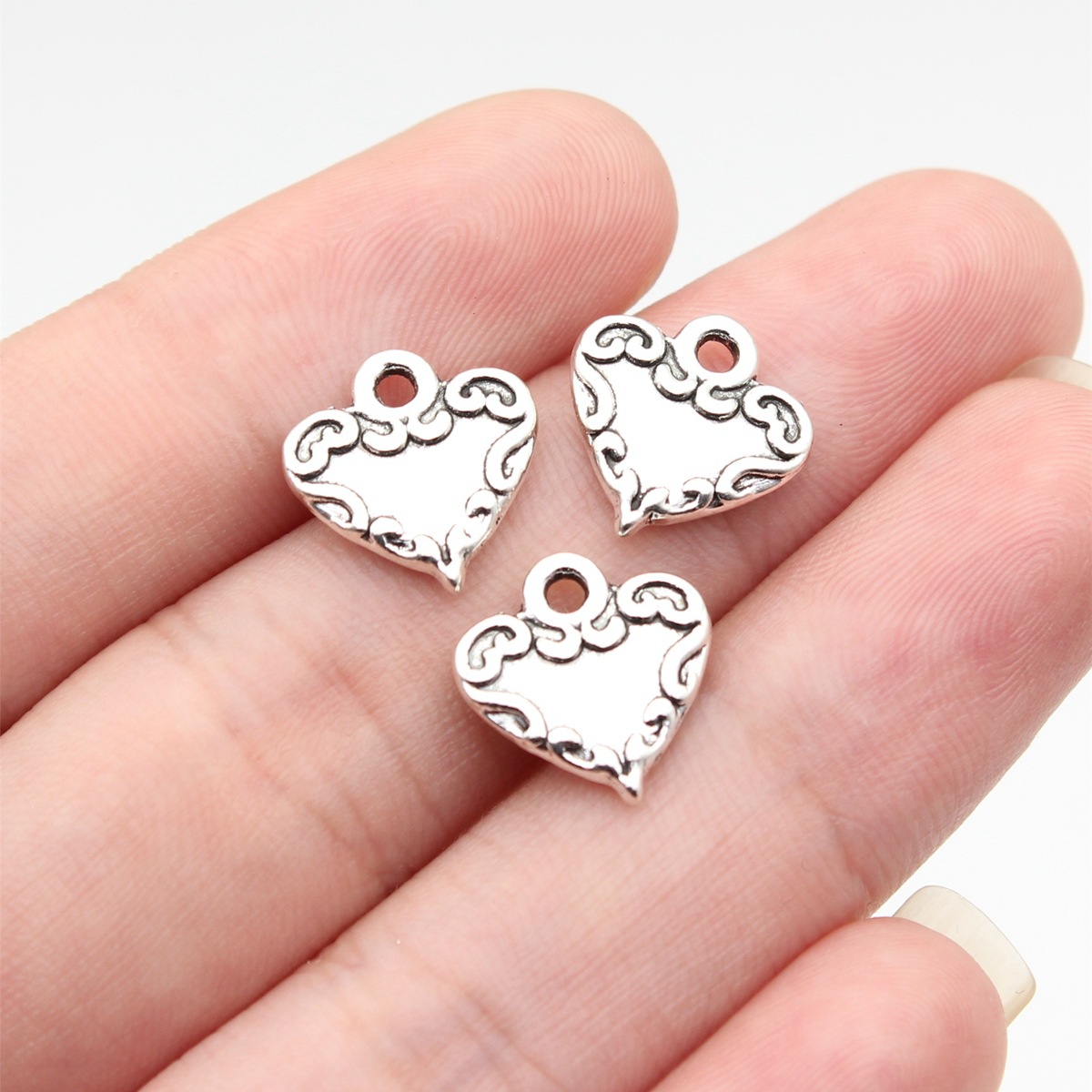グリッドハートカップルウェディングチャームペンダント合金愛の - Jewelry Making For Couples のレビューと価格