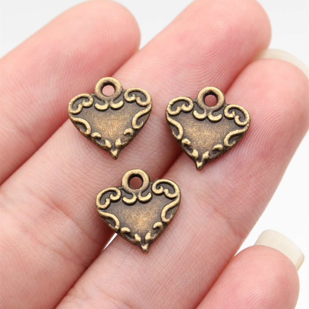 グリッドハートカップルウェディングチャームペンダント合金愛の - Jewelry Making For Couples のレビューと価格